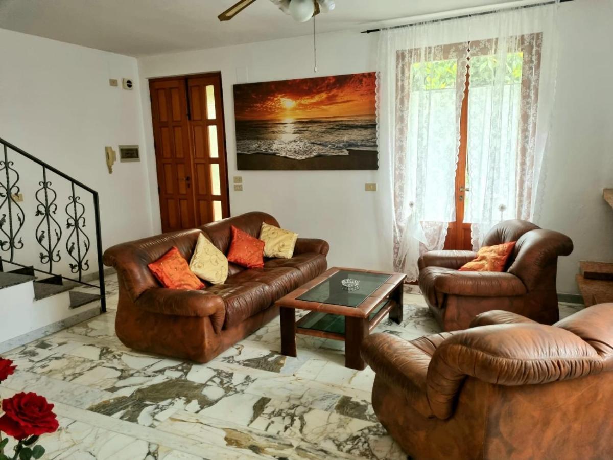 Casa Valentini Pensionat San Giuliano Terme Exteriör bild